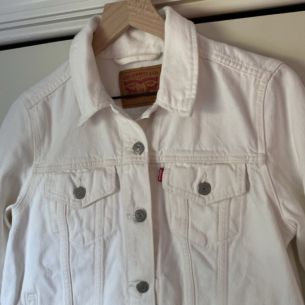 Levi's White Trucker Jean Jacket - Picture 4 of 16